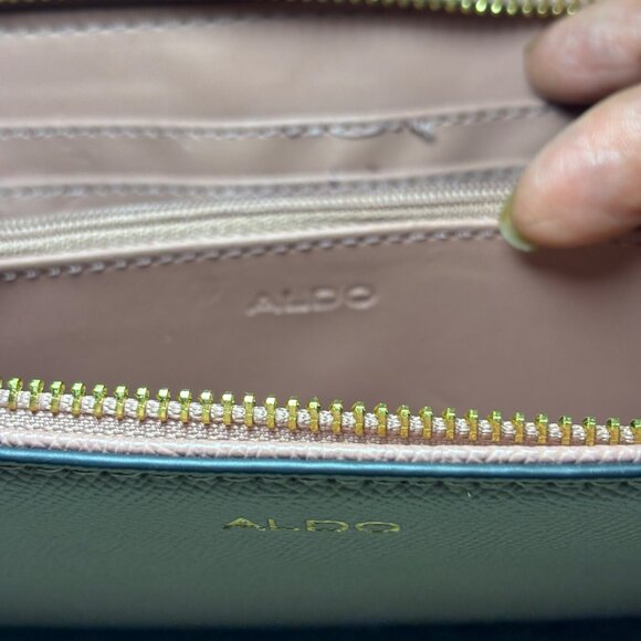New Aldo Zip-Around Wallet Pocketbook With Multiple Card Slots Pink Beige NWOT - Picture 3 of 11